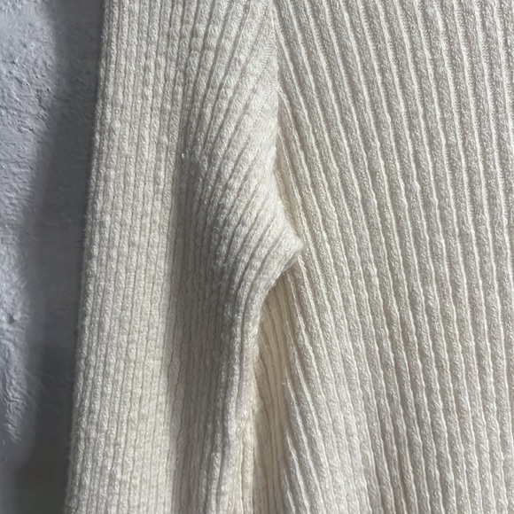 Eri + Ali Anthropologie Top - Picture 8 of 11